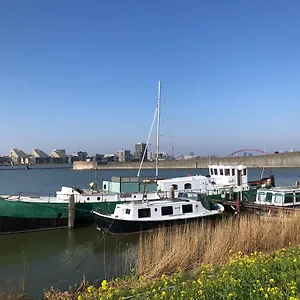 Floating Amsterdam